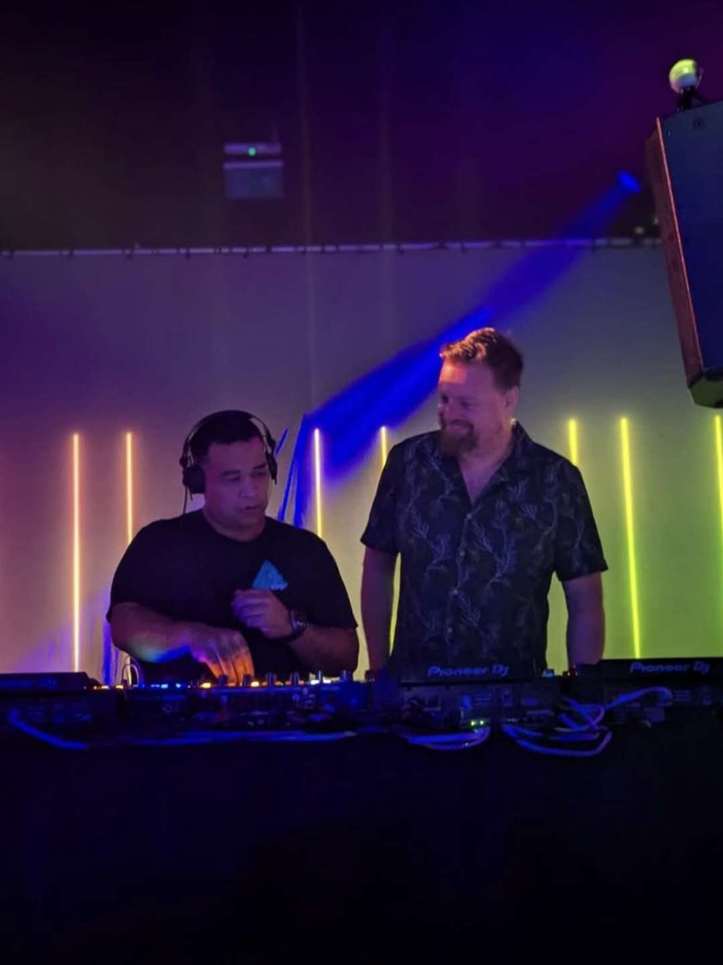 Trilucid - Aruba Beach Club